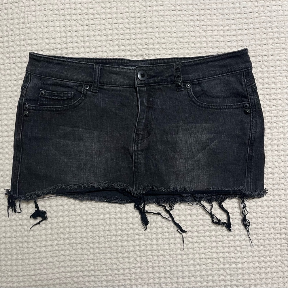 Only Limitless Denim Kate Ebony Studded Mini Skirt Size 31